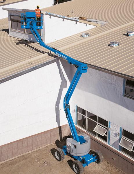 Articulated boom lifts